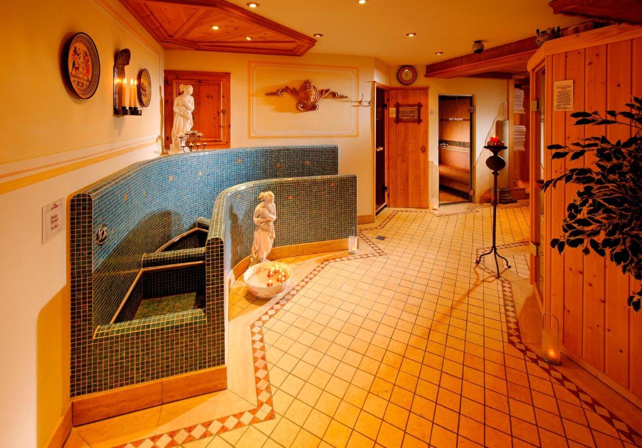 Schlosshotel Chaste Tarasp ภายนอก รูปภาพ