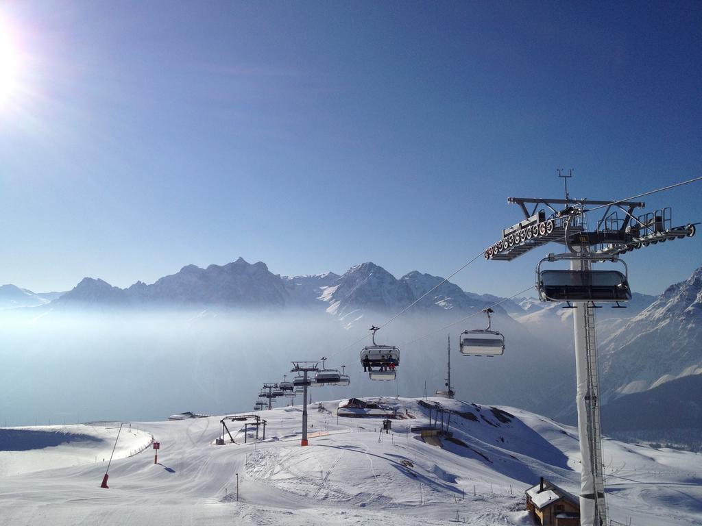 Schlosshotel Chaste Tarasp ภายนอก รูปภาพ