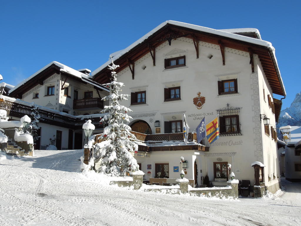 Schlosshotel Chaste Tarasp ภายนอก รูปภาพ